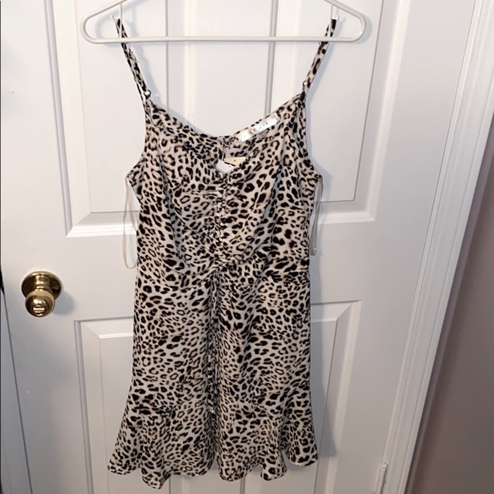 Nordstrom Rowa Leopard dress NWOT - Picture 2 of 3